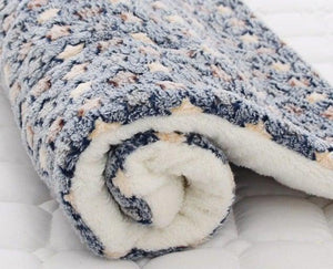 Ultra Soft Smooth Flannel Pet Blanket Mat - 1: FancyPetTags.com